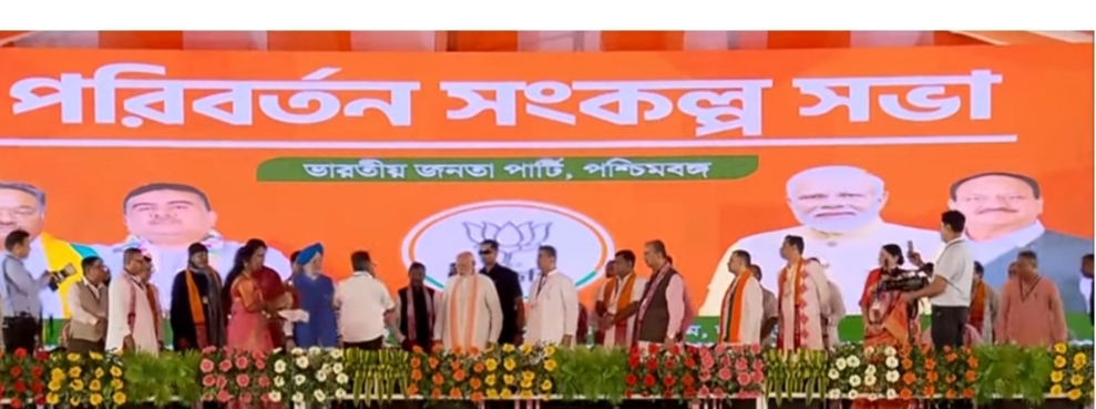 बंगाल में PM मोदी ने लिए 6 महापुरुषों के नाम, ममता को दिया बड़ा राजनीतिक संदेश