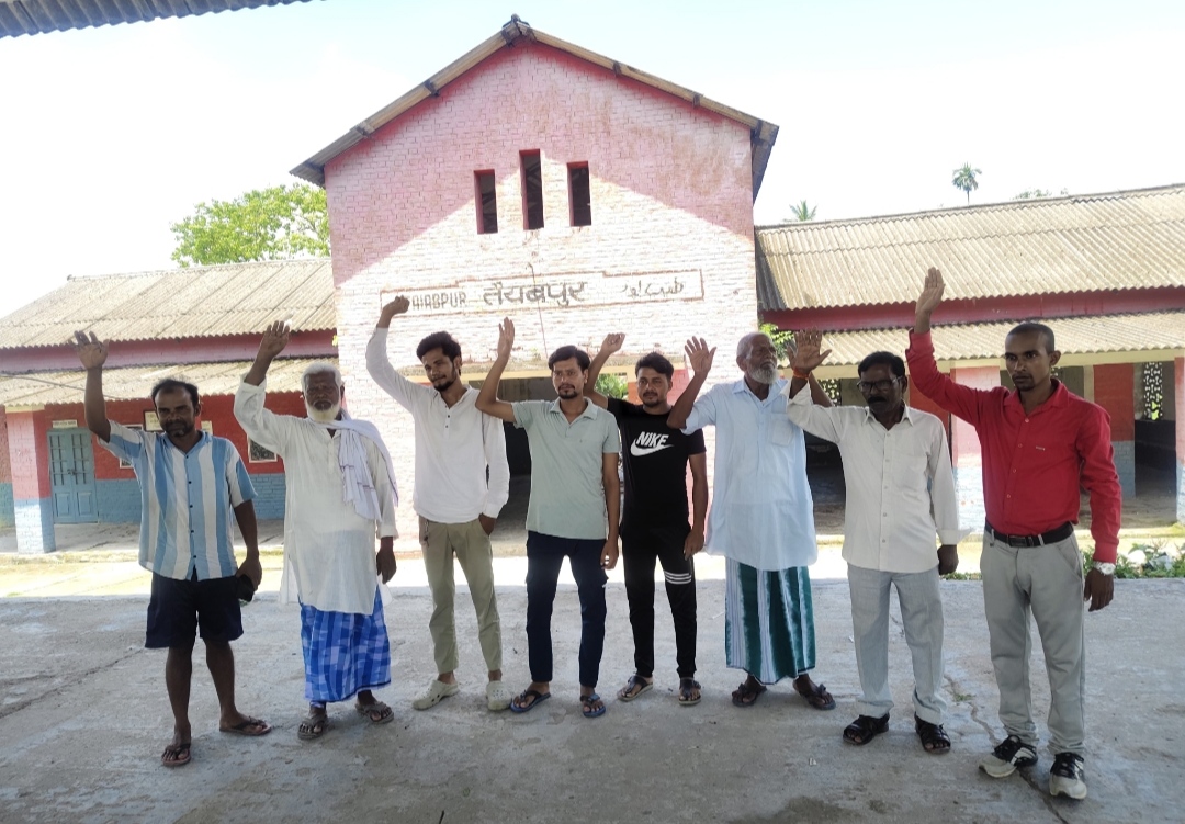तैयबपुर रेलवे स्टेशन पर इंटरसिटी और बालूघाट एक्सप्रेस के ठहराव की मांग तेज, मूलभूत सुविधाएं भी नहीं