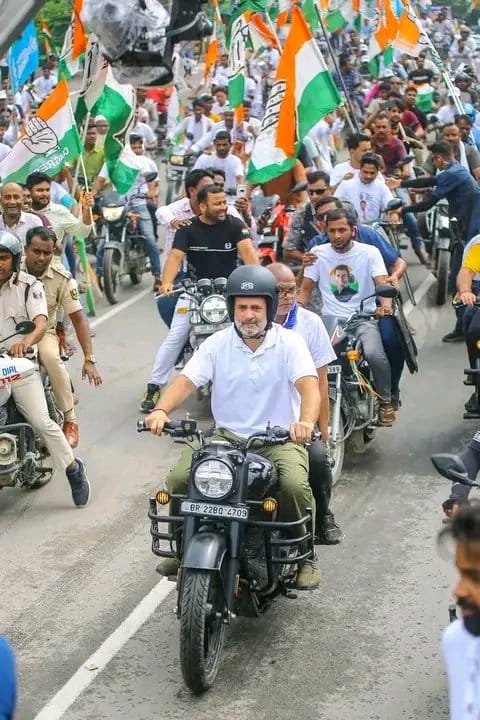 पूर्णिया में नेता विपक्ष राहुल गांधी की बाइक रैली, युवाओं में दिखा उत्साह