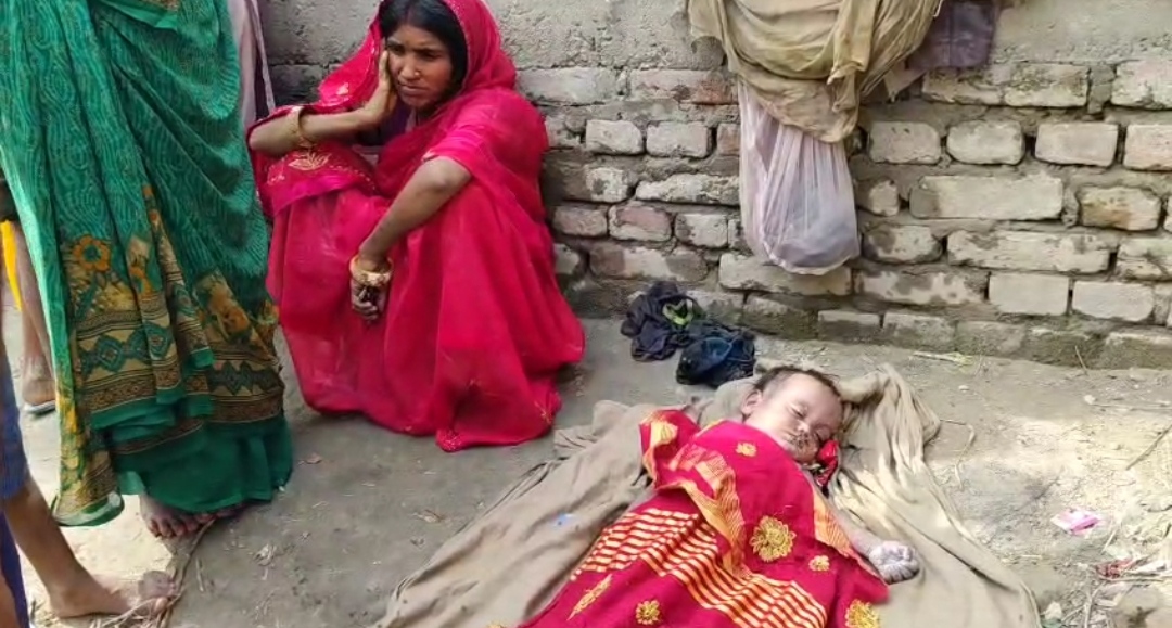सुगौली में नाले में गिरने से डेढ़ साल के बच्चे की मौत, नगर पंचायत पर लापरवाही का आरोप