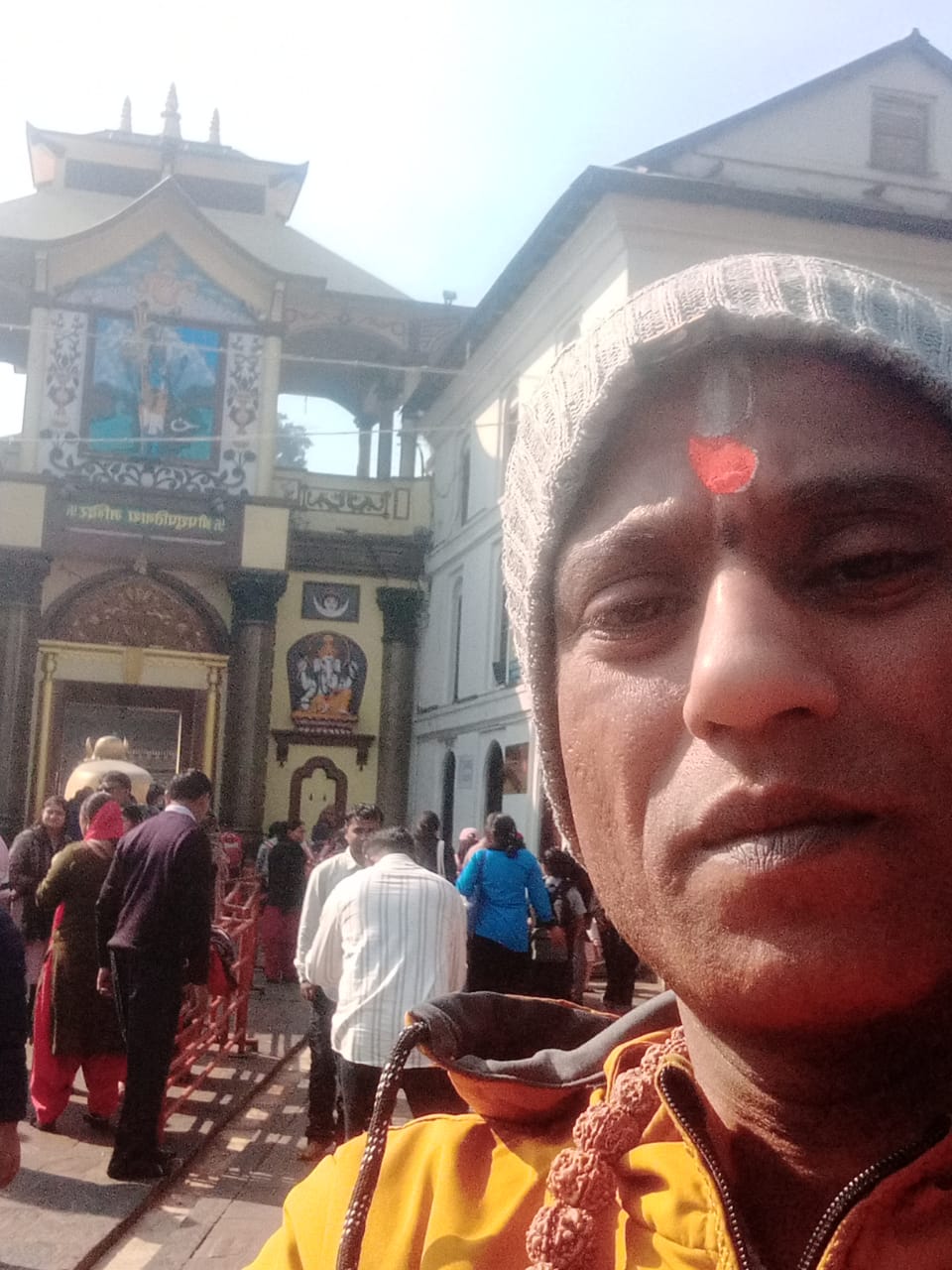 बागमती तट पर स्थित विश्वप्रसिद्ध पशुपतिनाथ मंदिर: आस्था, मुक्ति और शांति का संगम