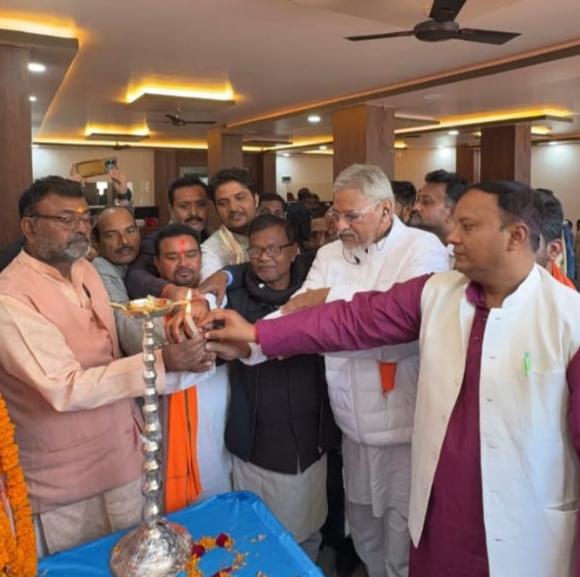 ठाकुरगंज में अटल स्मृति सुशासन सम्मेलन का भव्य आयोजन, अटल जी के विचारों को किया गया नमन